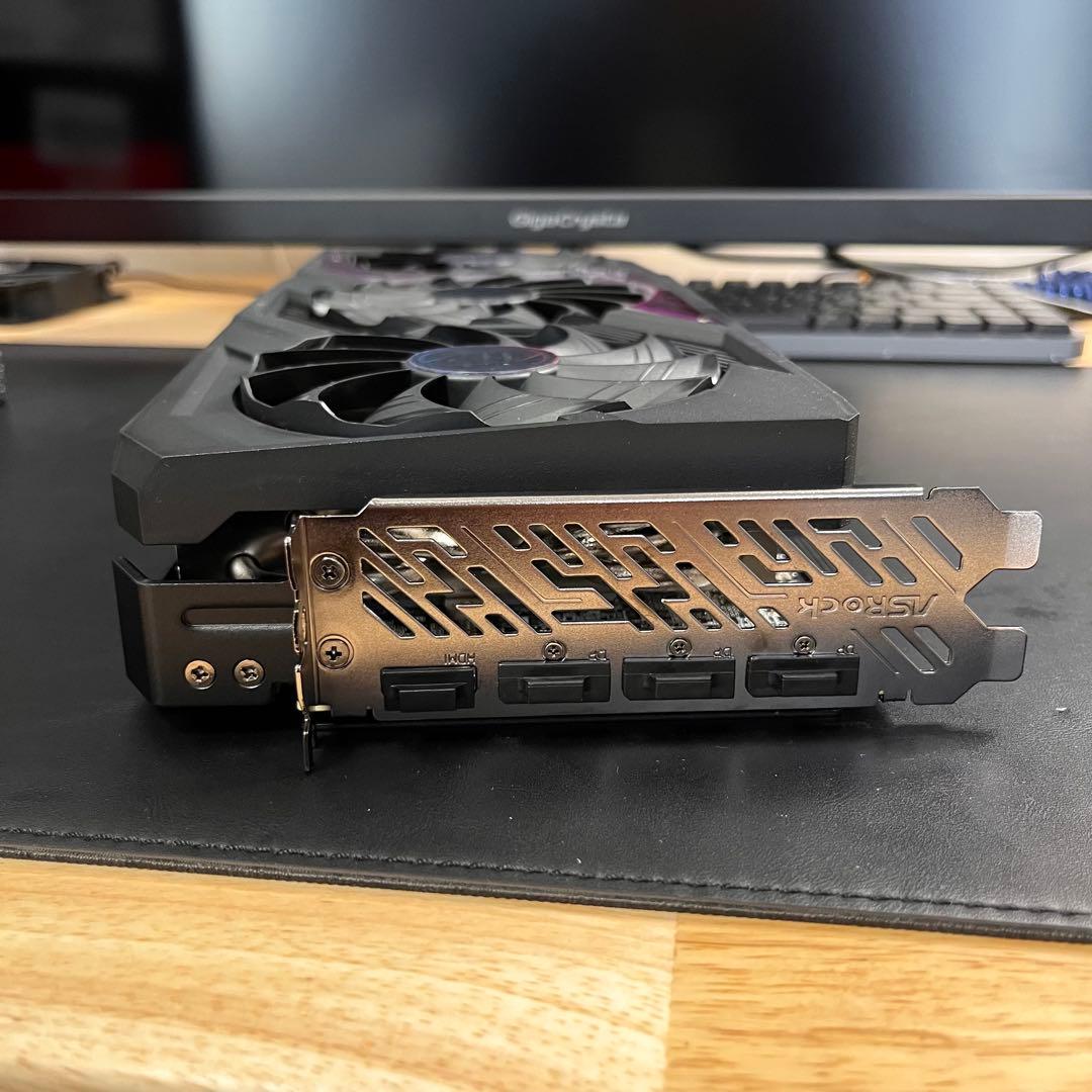 グラフィックボード・グラボ・ビデオカード ASRock Phantom Gaming RX 7800 XT 16GB