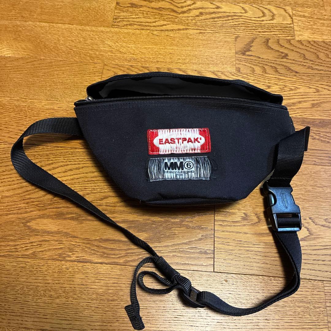 MM6 × EASTPAK コラボ ボディバッグ　ブラック