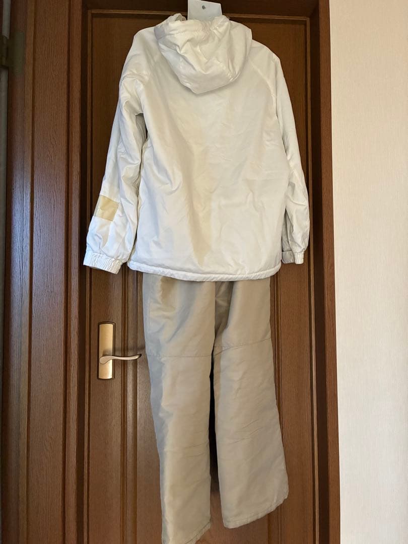 「２４時間以内発送」レディーススキーウェア上下