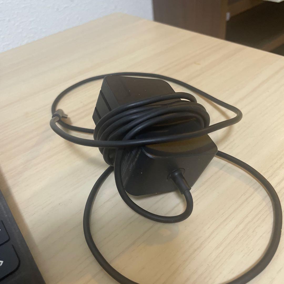 Microsoft Surface Go2 本体 8GB 128GB 充電器付き