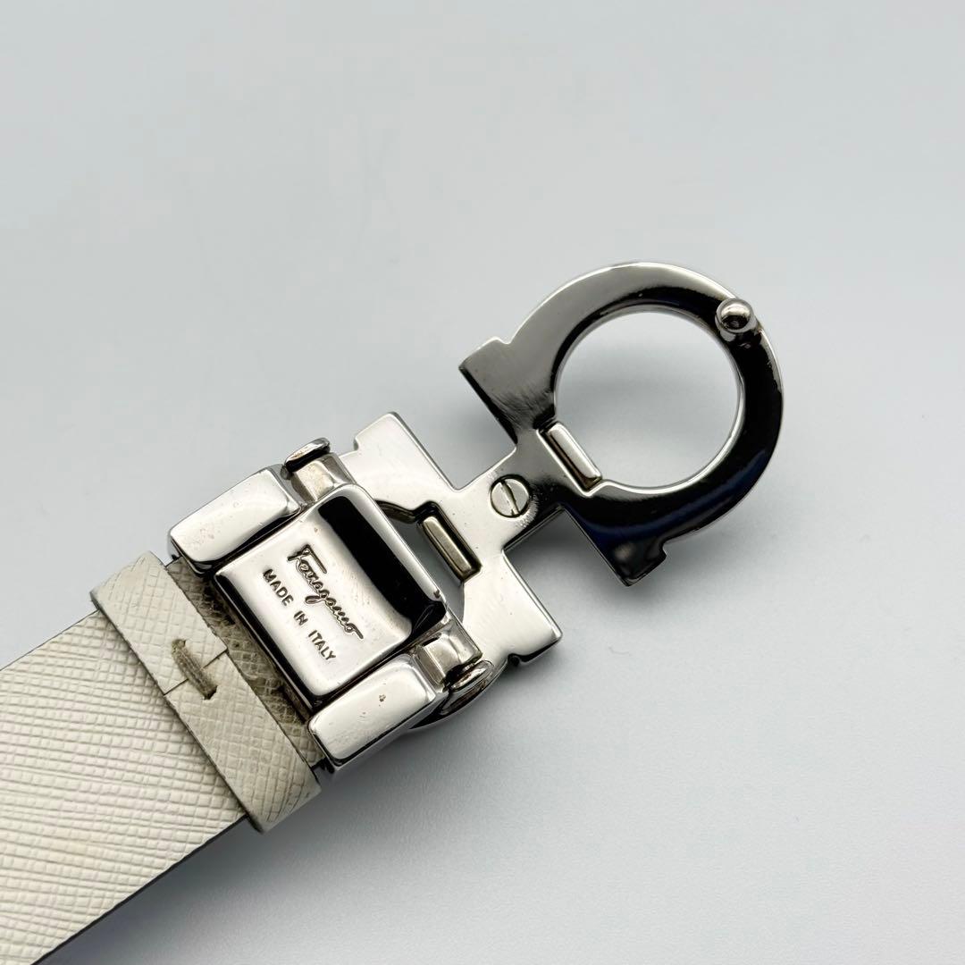 ✨良品・箱付✨フェラガモ ベルト リバーシブル ダブルガンチーニ シルバー金具