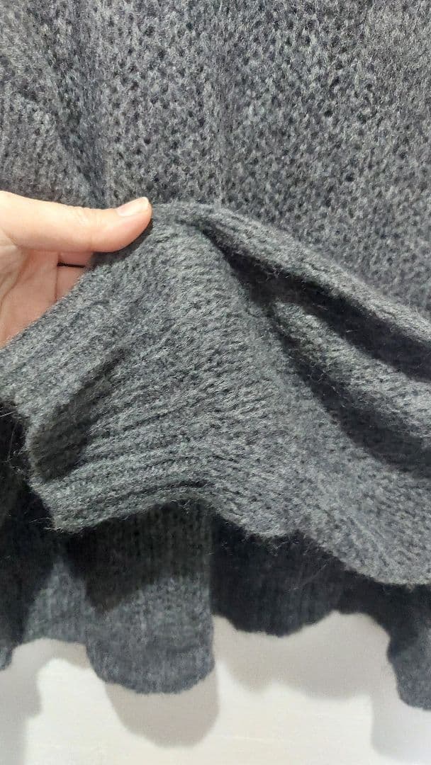 「ほんのり透けて、柔らかい」アルパカ混の起毛ニット 北欧、暮らしの道具店