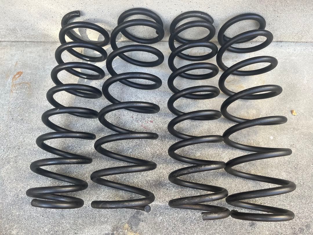 jb23 ジムニー用　特注品3インチUP バネレート前後3k スプリング