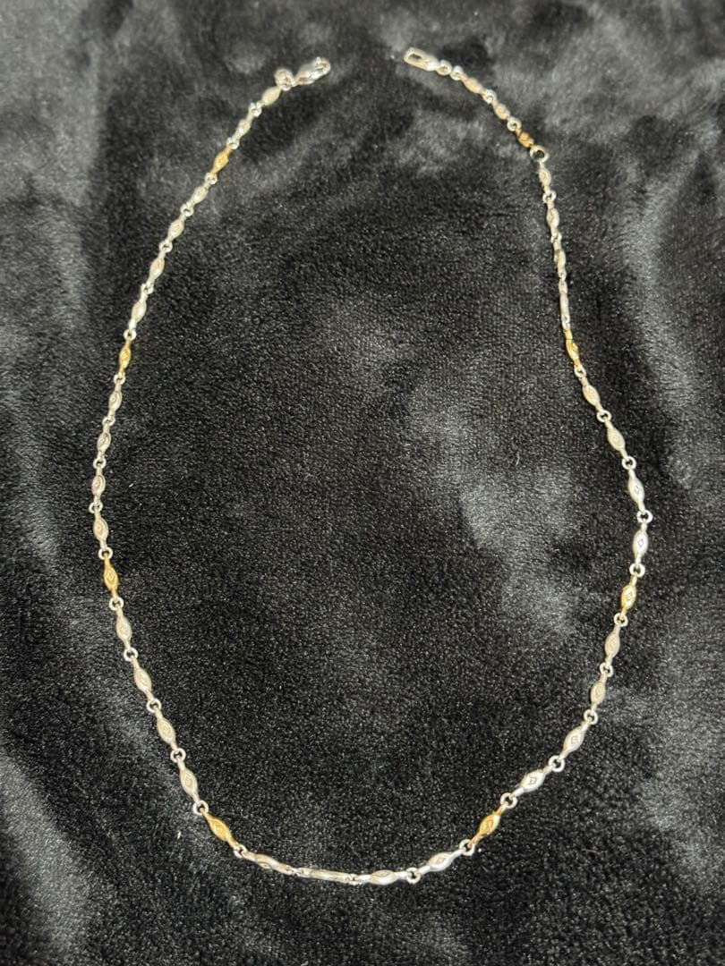 ライオンハートオーバルネックレス