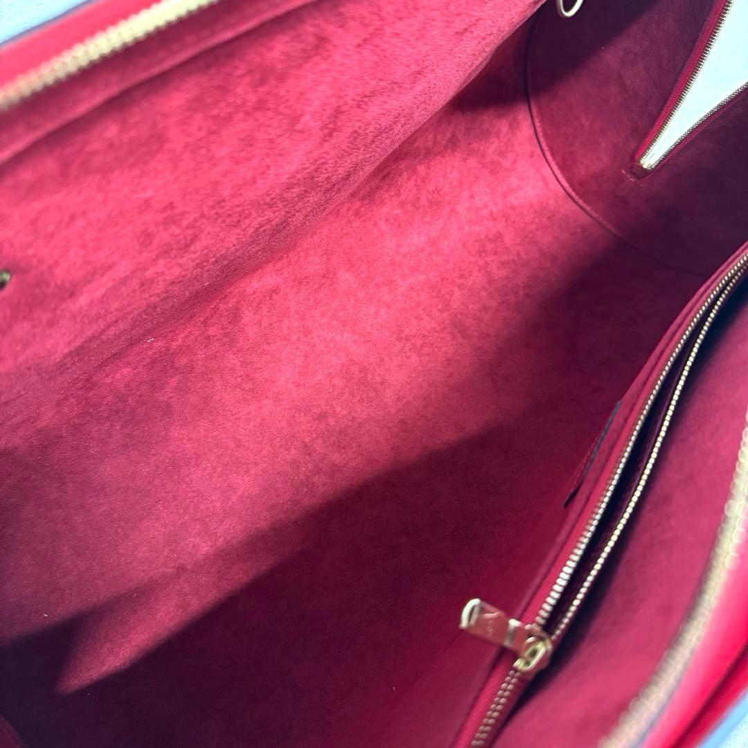 ルイ・ヴィトン　LOUIS VUITTON エピ　ボストン　レッド