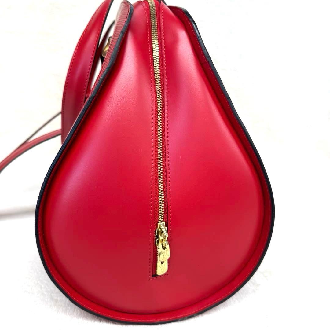 ルイ・ヴィトン　LOUIS VUITTON エピ　ボストン　レッド