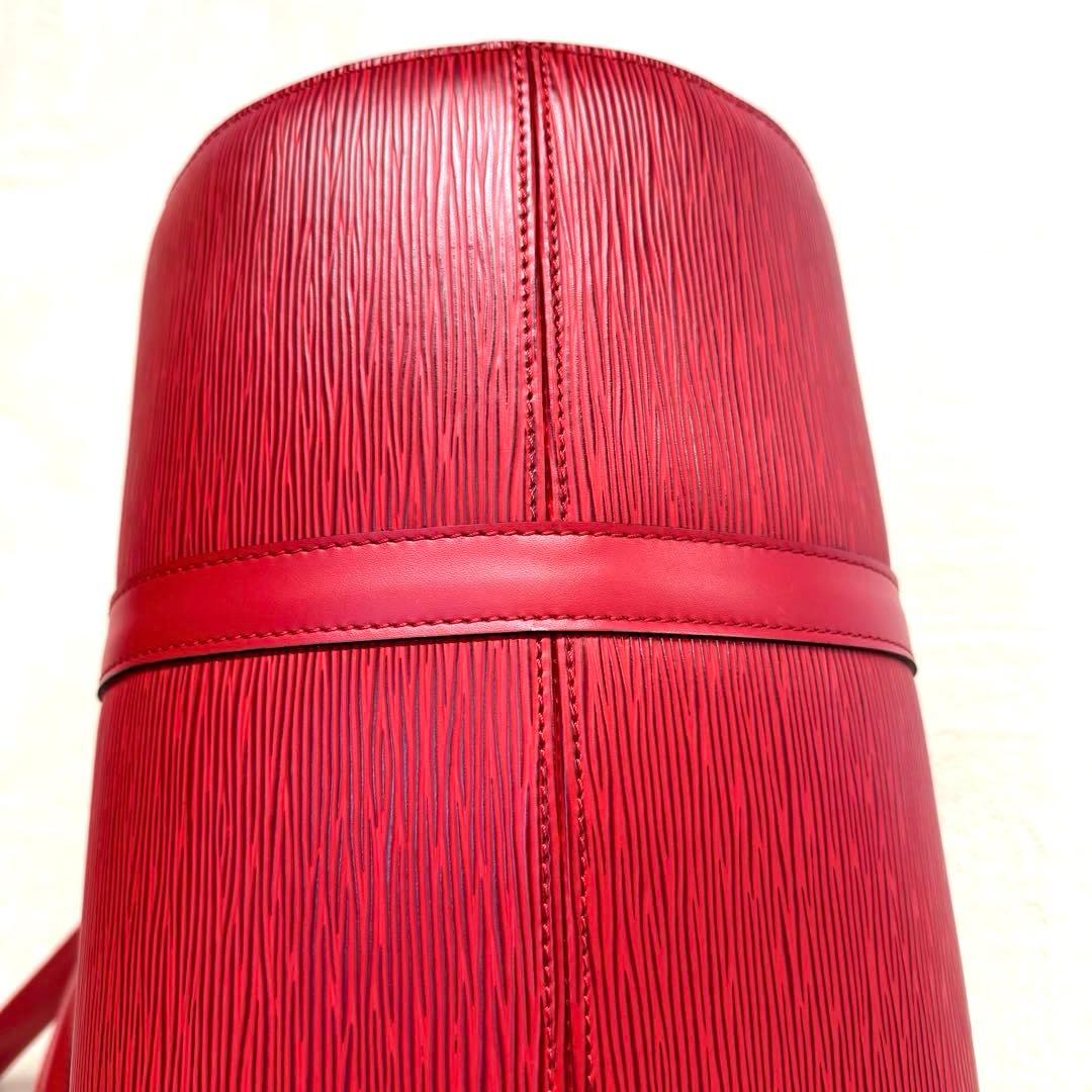 ルイ・ヴィトン　LOUIS VUITTON エピ　ボストン　レッド