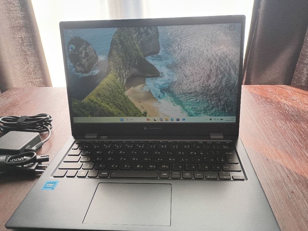 dynabook G83KV 12世代Celeron
