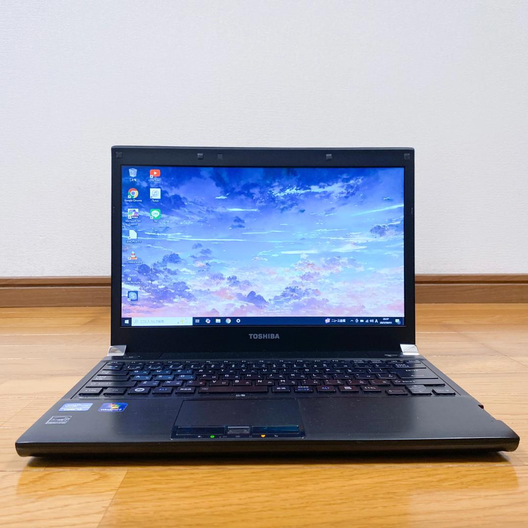 ポッキリ10,000円✨極美品！i5搭載の小型ノートパソコン バッテリー〇