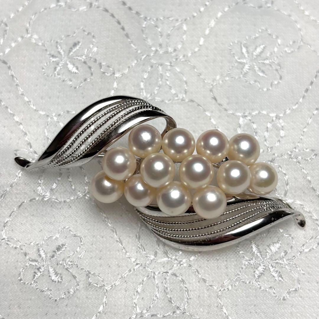 専用 極上の逸品 アコヤ真珠 ブローチ 花珠級 7mm 13珠 ケース付き