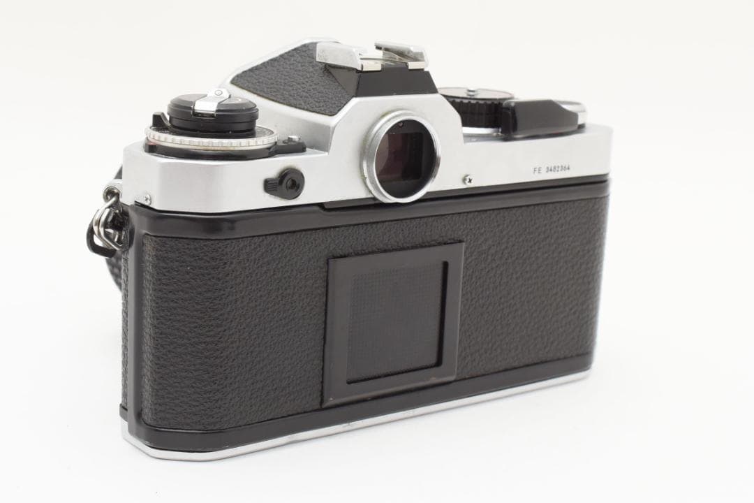 フィルムカメラ Nikon FE + Ai Nikkor 28mm f3.5