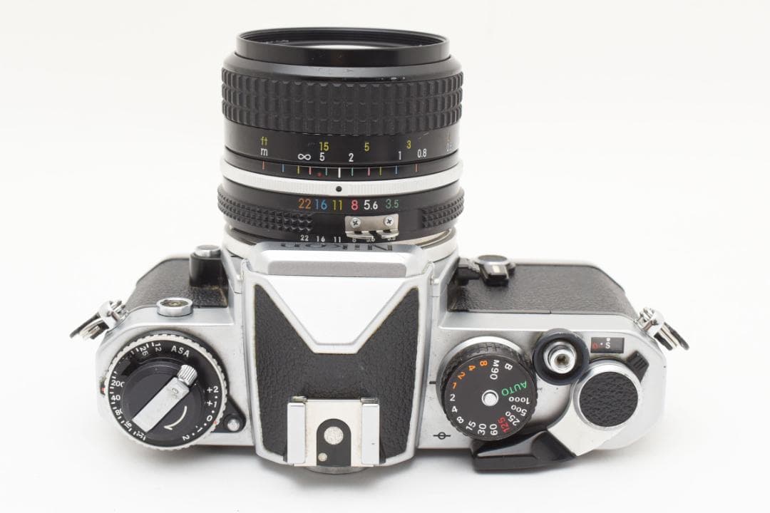 フィルムカメラ Nikon FE + Ai Nikkor 28mm f3.5