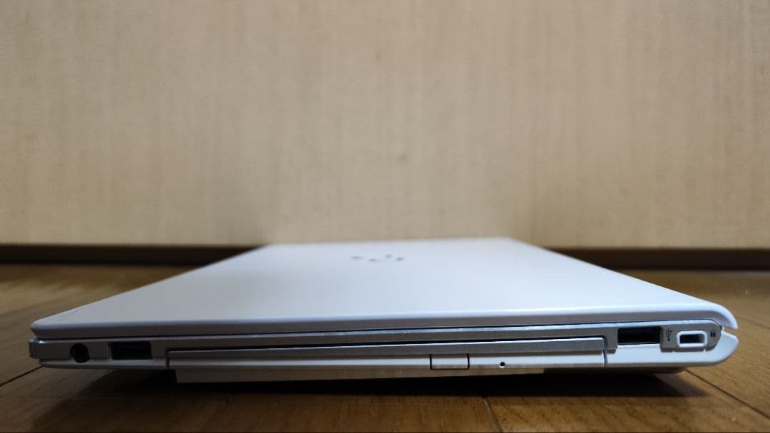 Windowsノート本体 LIFEBOOK SH90/T i5-5200U 12Gb SSD120Gb