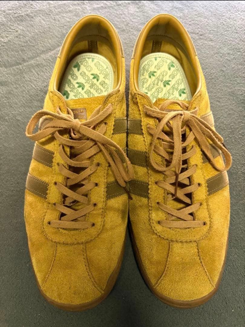 adidasタバコ　グルーエン　28cm