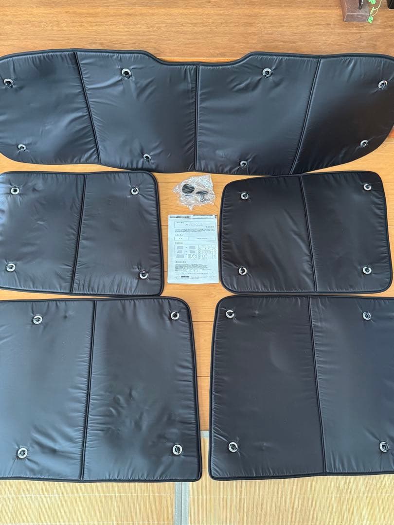 デリカD5趣味職人サンシェード