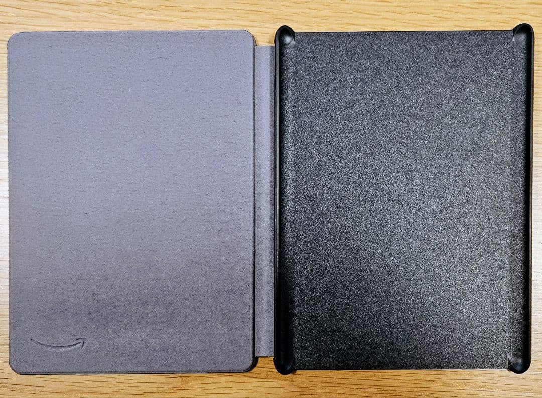 Kindle Paperwhite(11世代) 広告無し 8GB カバー付き