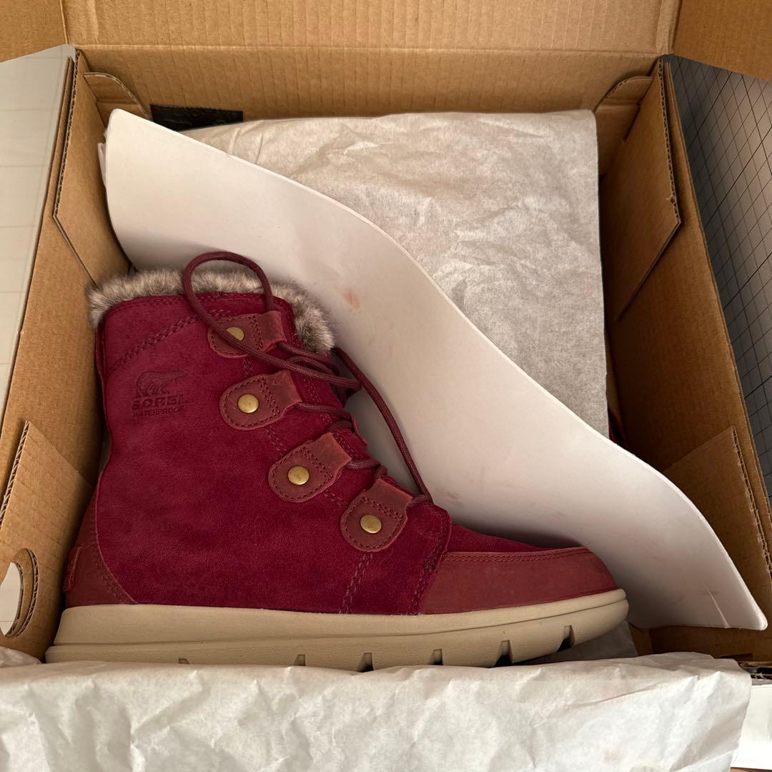 SOREL バーガンディ レースアップブーツ