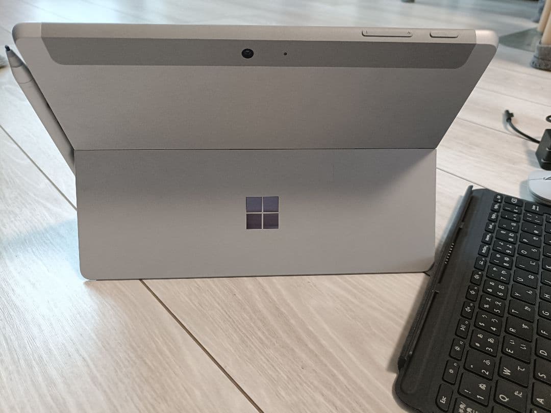 Microsoft Surface Pro 本体 + キーボード + 充電器