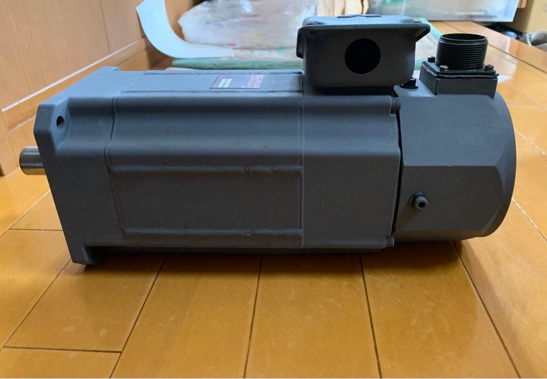 新品未使用 三菱ACサーボモーターHAーSA152  1.5KW