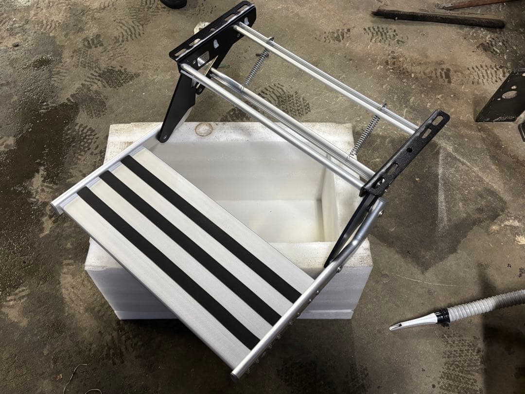 アルミ製 折りたたみステップ キャンピングカー用