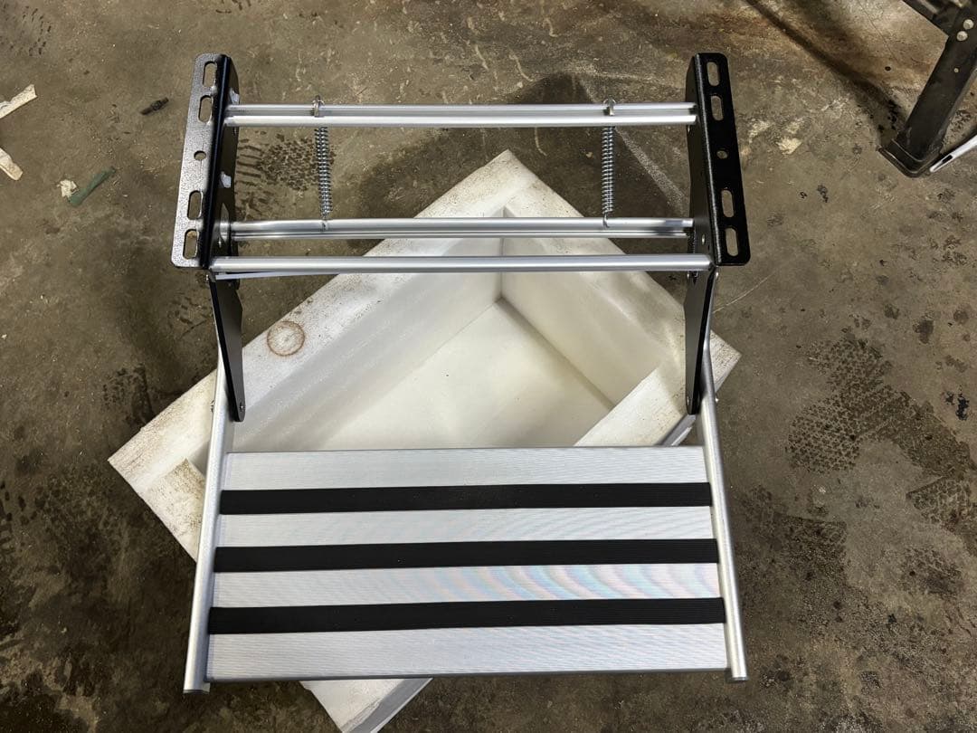 アルミ製 折りたたみステップ キャンピングカー用