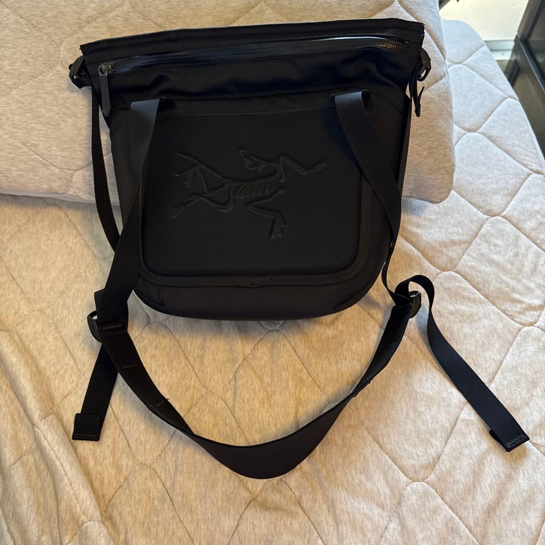 Arc'teryx メッセンジャーバッグ アロー8