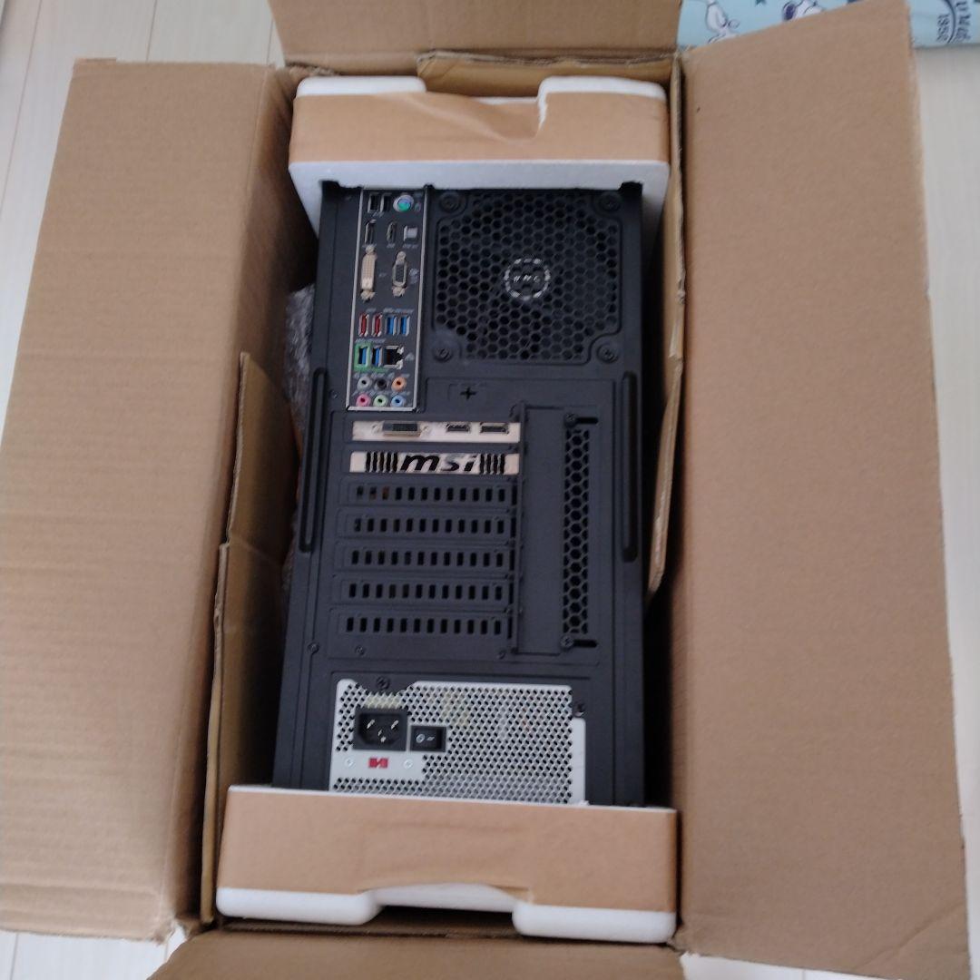 Antec P7 Silent PCケース