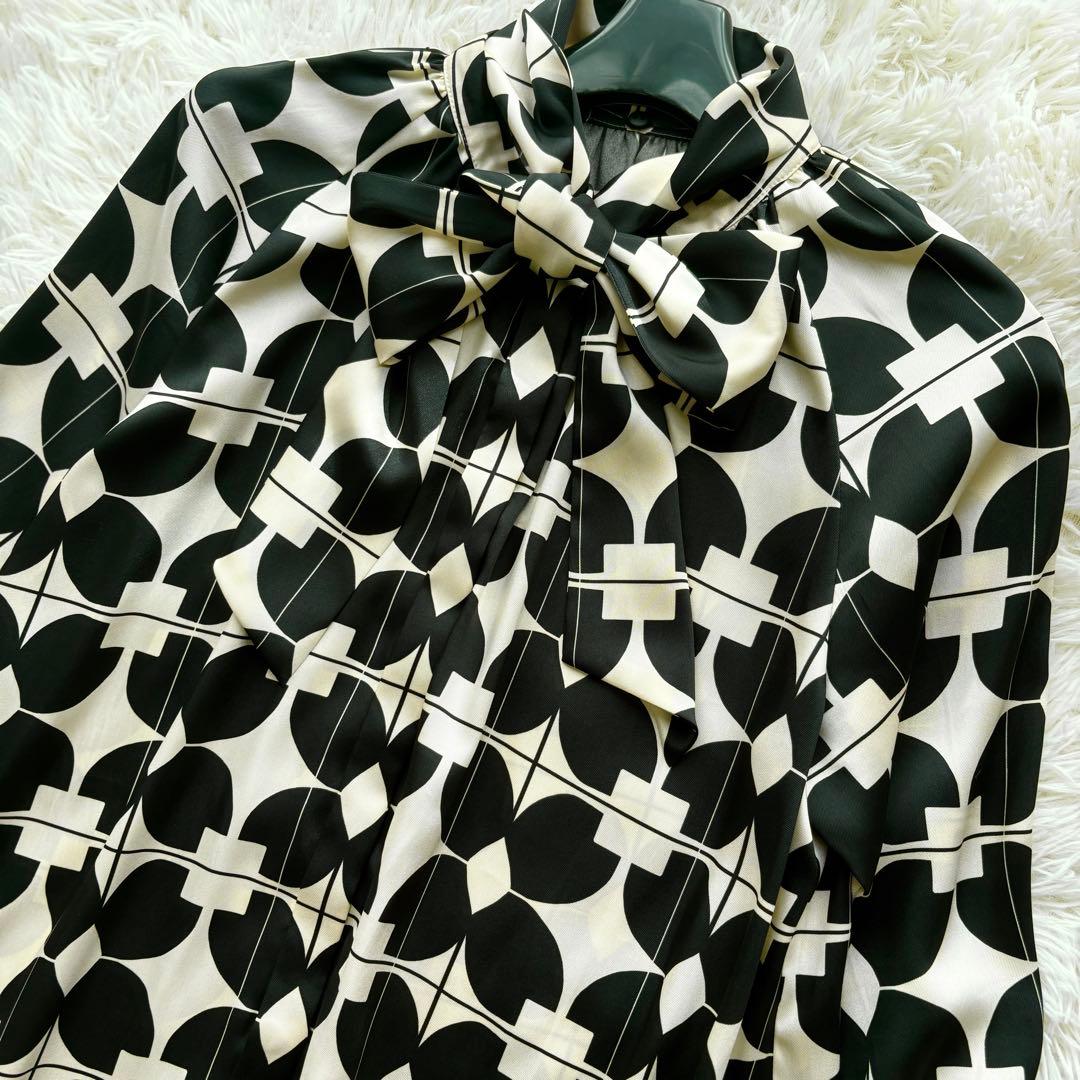 【未使用】ボウタイ　23年　グレースコンチネンタル キカフラワーミニワンピース