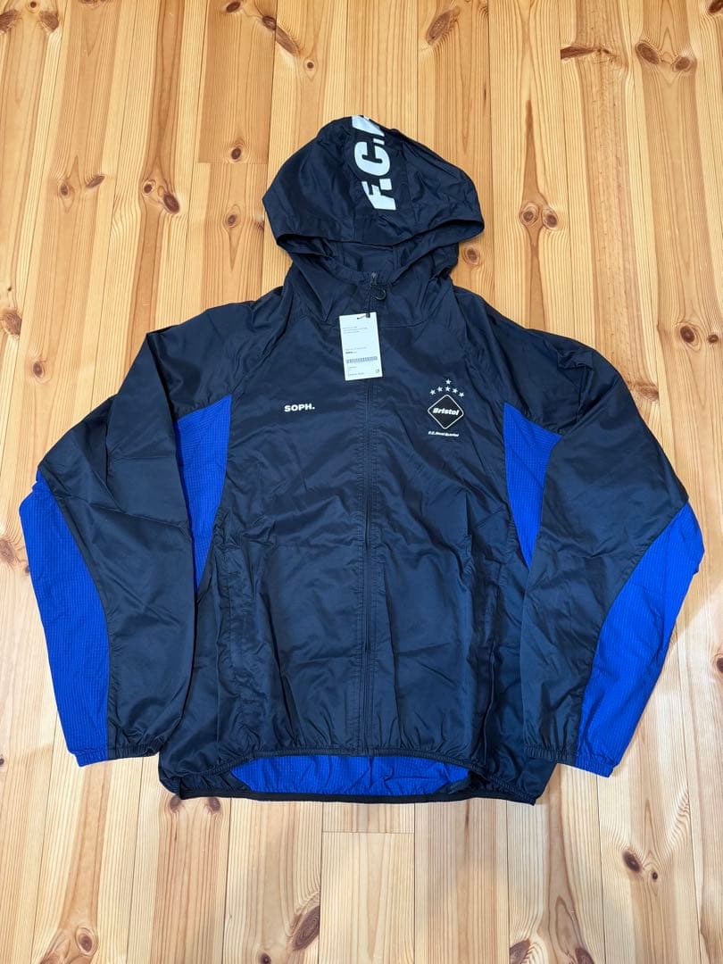 ジャケット・アウター F.C.R.B. ULTRA LIGHT WEIGHT TRAINING JKT