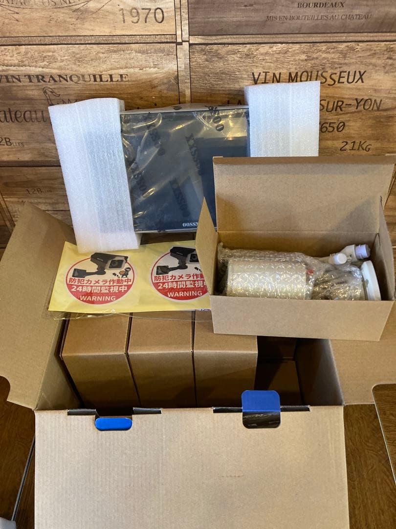 10インチモニター&ワイヤレス防犯カメラセット6台　IP67 防水防塵　屋内屋外