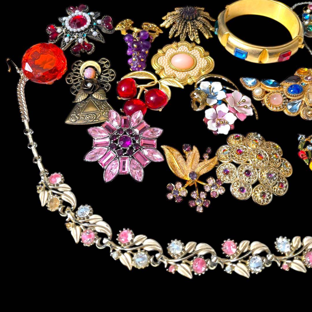 ☆2025年&2026年福袋☆レッド&マルチカラー☆18点アクセサリーセット