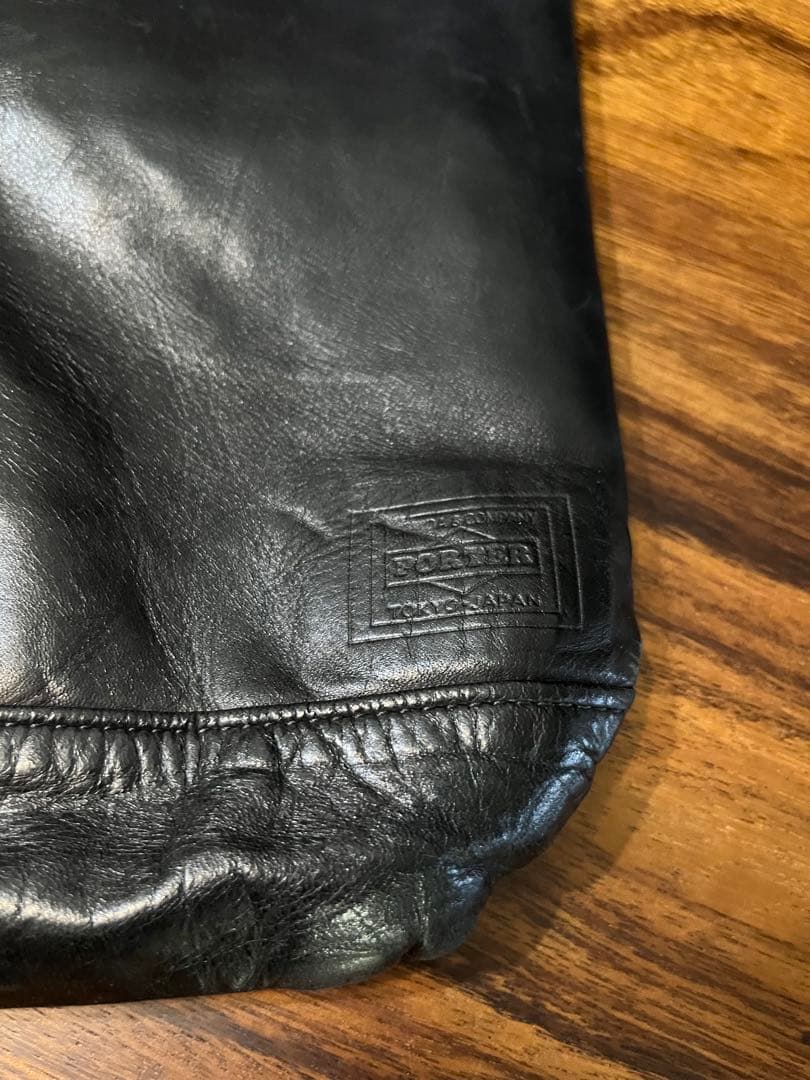 ポーター　porter 黒のレザートートバッグ