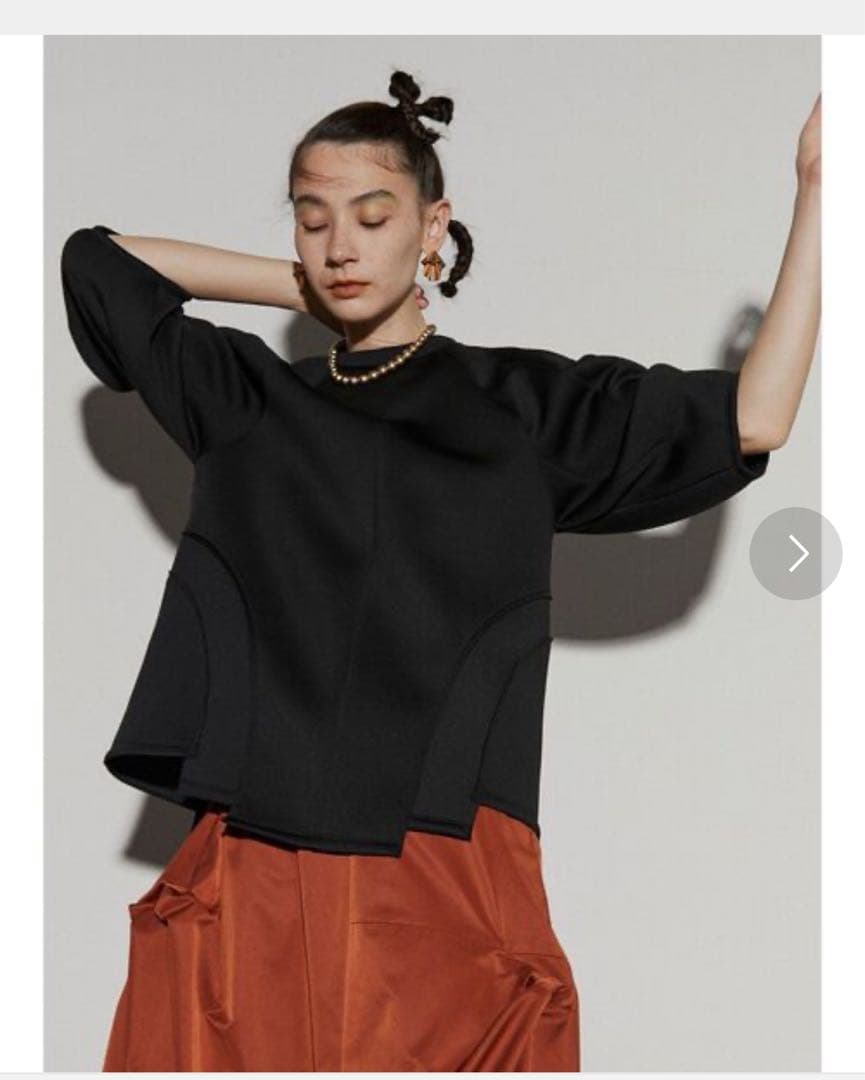 新品未使用 タグ付き UN3D. アンスリード スライドカットトップ 38