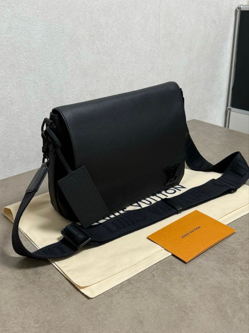 極美✨ルイヴィトン M57080 テイクオフメッセンジャー アエログラムブラック
