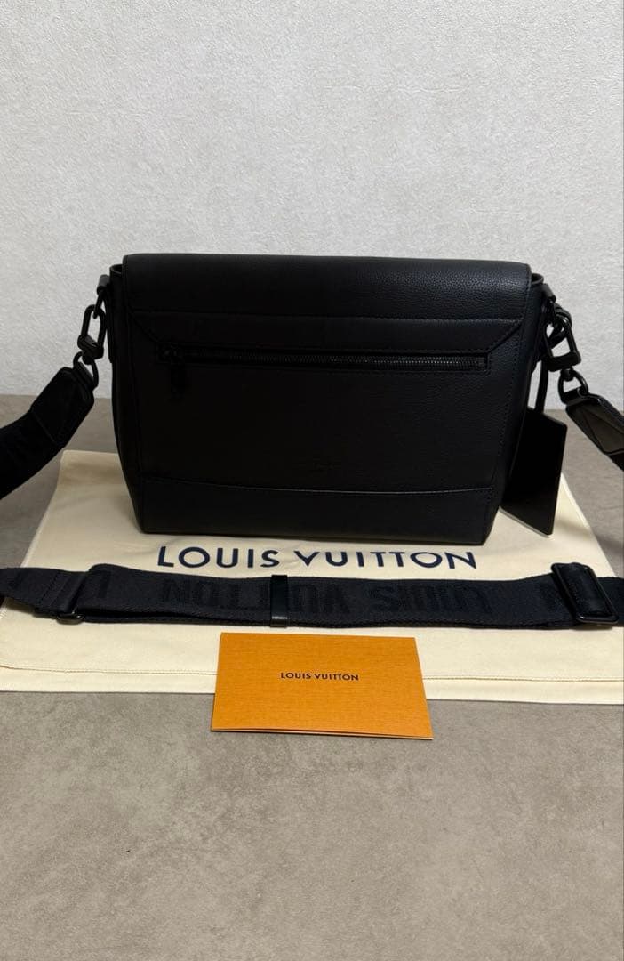 極美✨ルイヴィトン M57080 テイクオフメッセンジャー アエログラムブラック