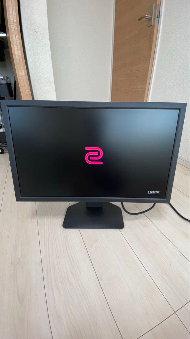 【値下げ中‼︎7/6迄】BenQ XL2411K ゲーミングモニター 144hz