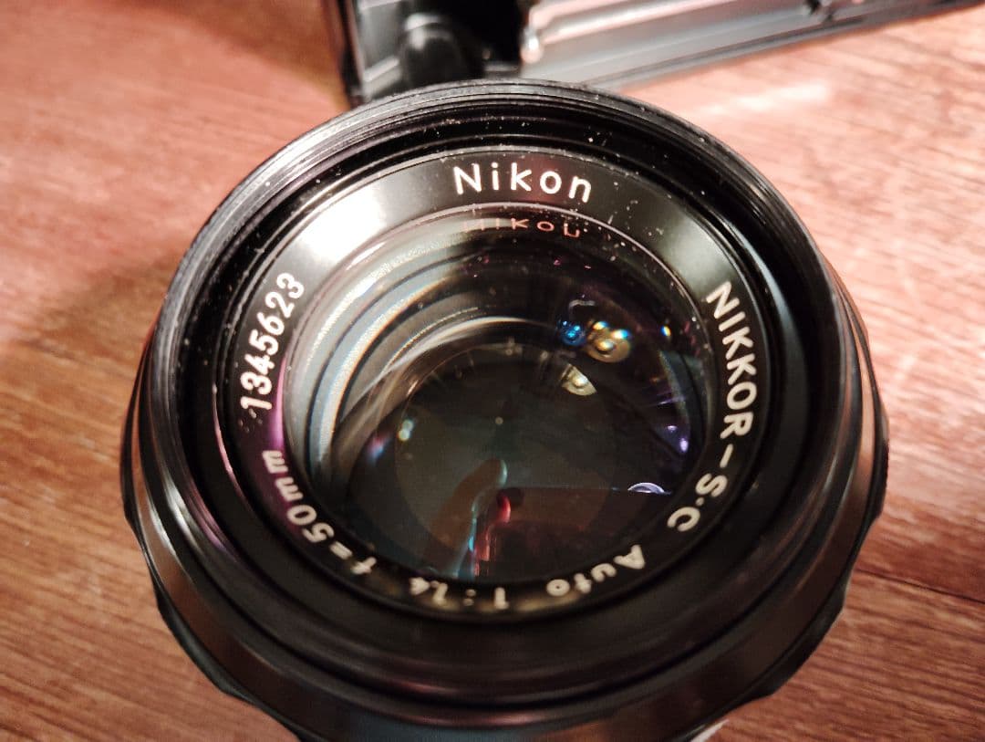 Nikon FE2 一眼レフカメラ レンズ付き