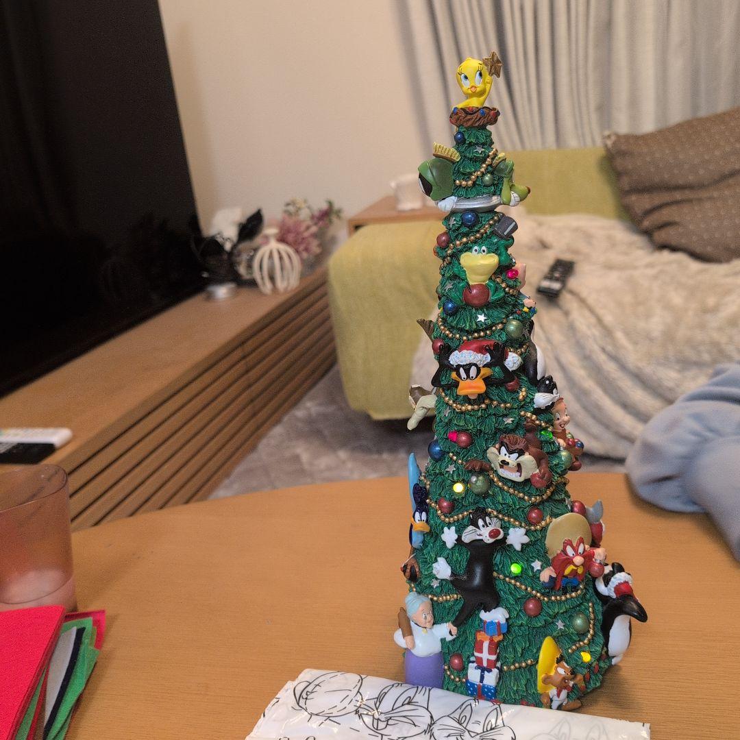 ディズニーキャラクター装飾 LEDライト付きクリスマスツリー 約30cm