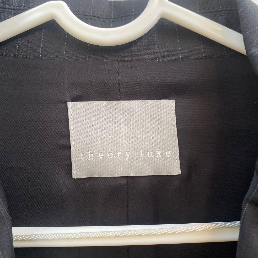 セオリーリュクス　パンツスーツ　セットアップ　ブラック　細ストライプ　M 美品