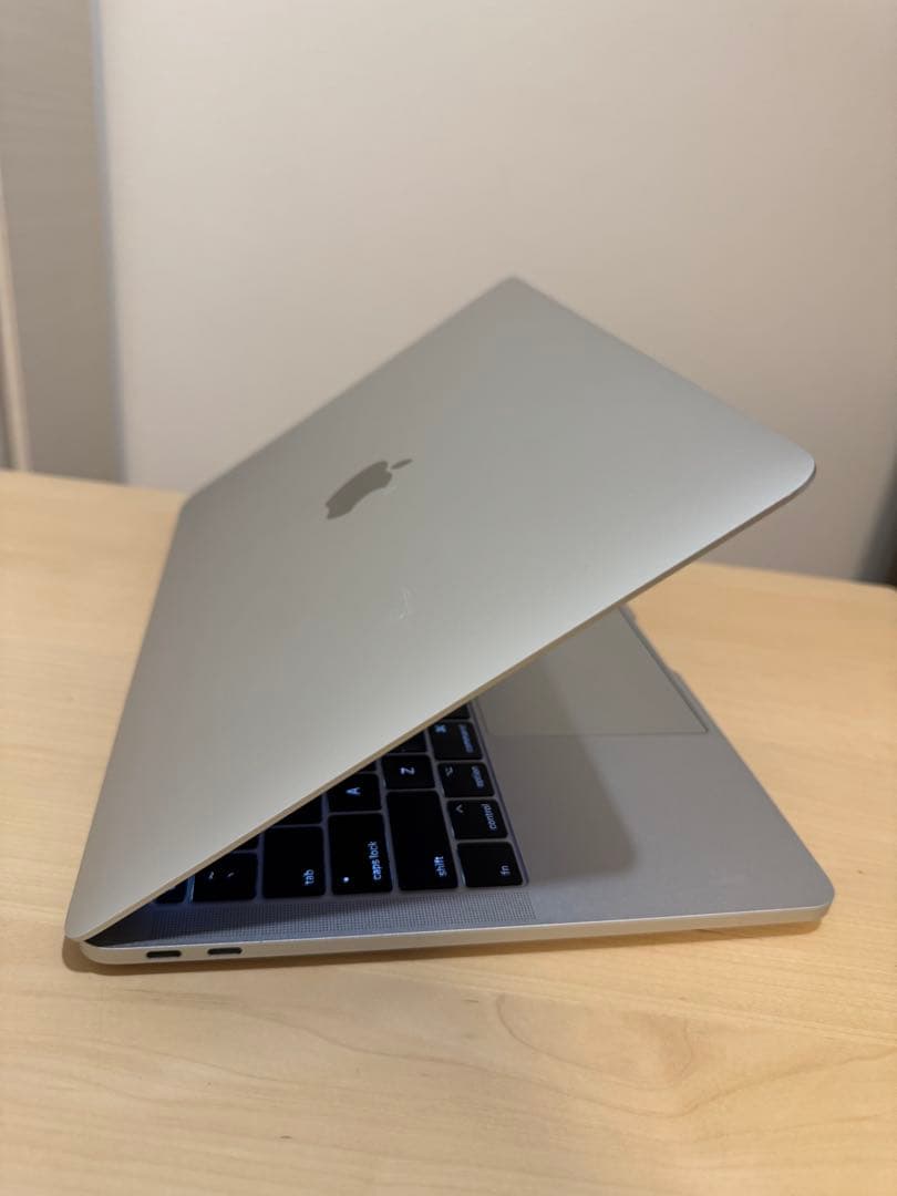 MacBook Pro 13インチ 2017 i5 256GB 8GB 本体のみ