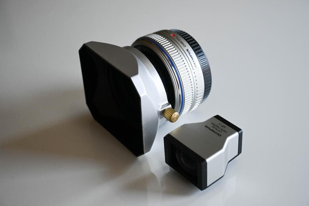 オリンパス M.ZUIKO 17mm F2.8 パンケーキレンズ＋ VF-1