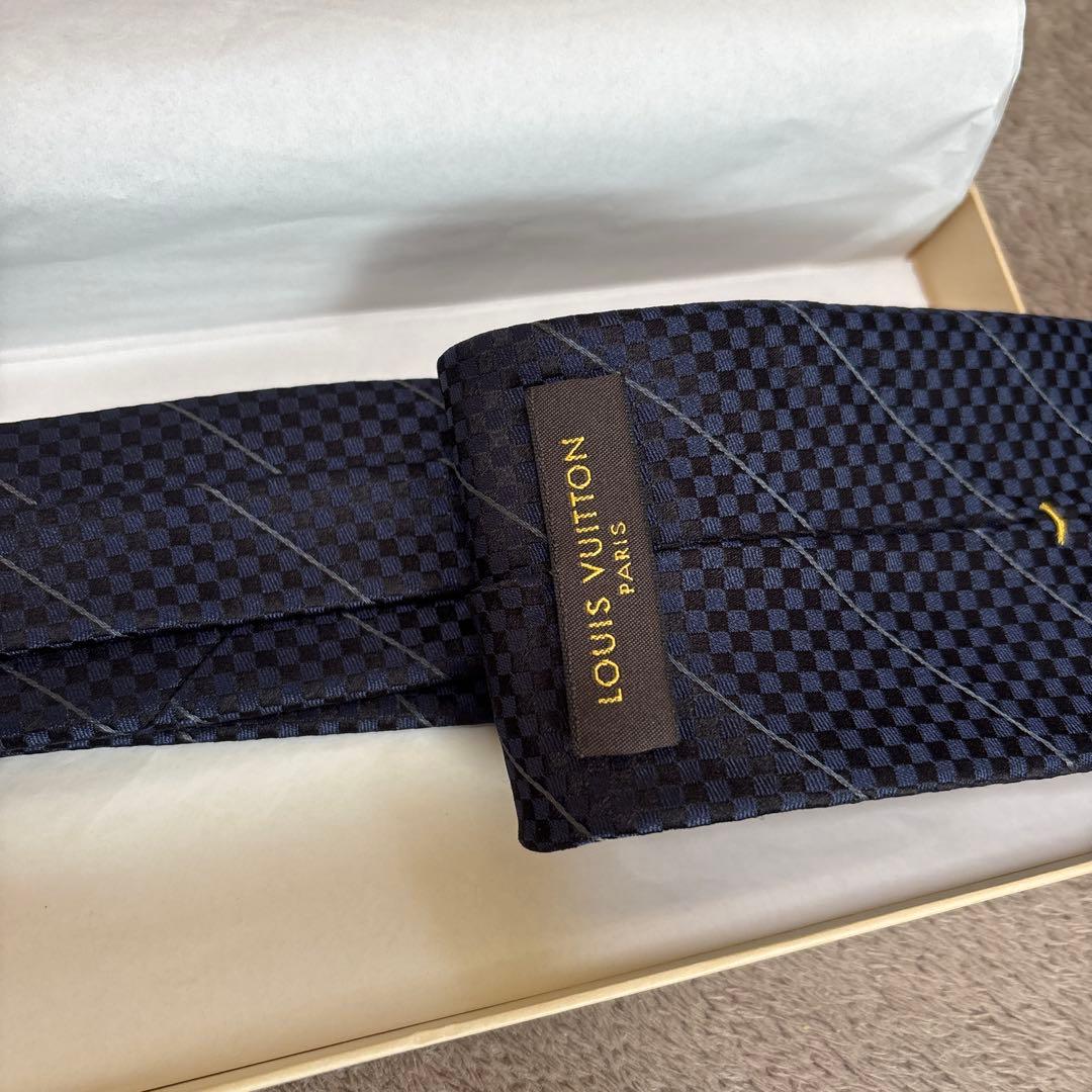 LOUIS VUITTON ネクタイ