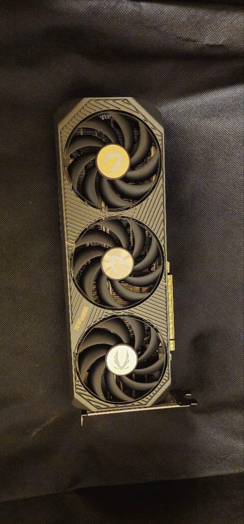 グラフィックボード・グラボ・ビデオカード GeForce RTX 5070