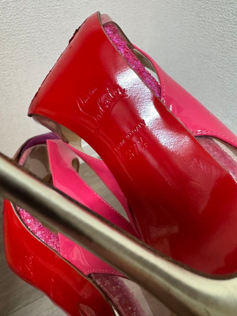 Christian Louboutin ハイヒール パンプス37ハーフ