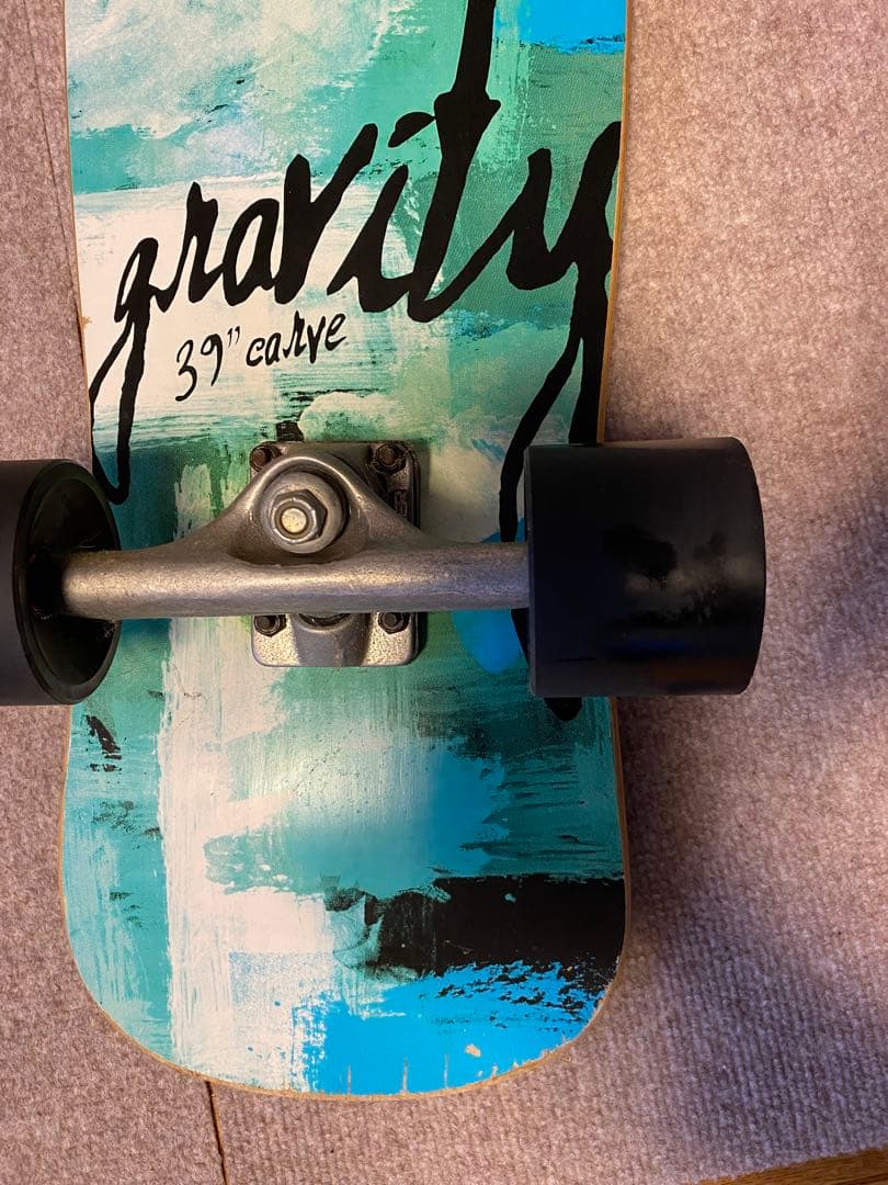 スケートボード Gravity Skateboards