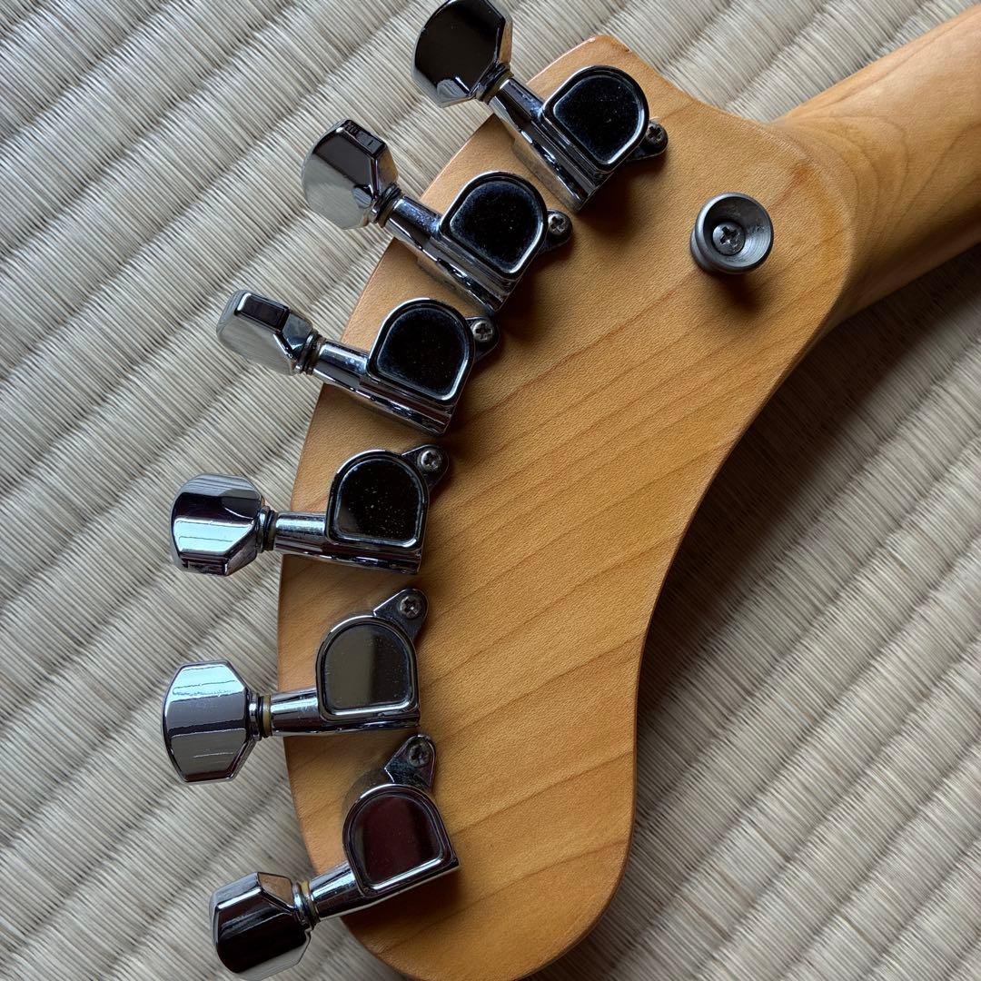 F*2様 FERNANDES ZO-3ギター