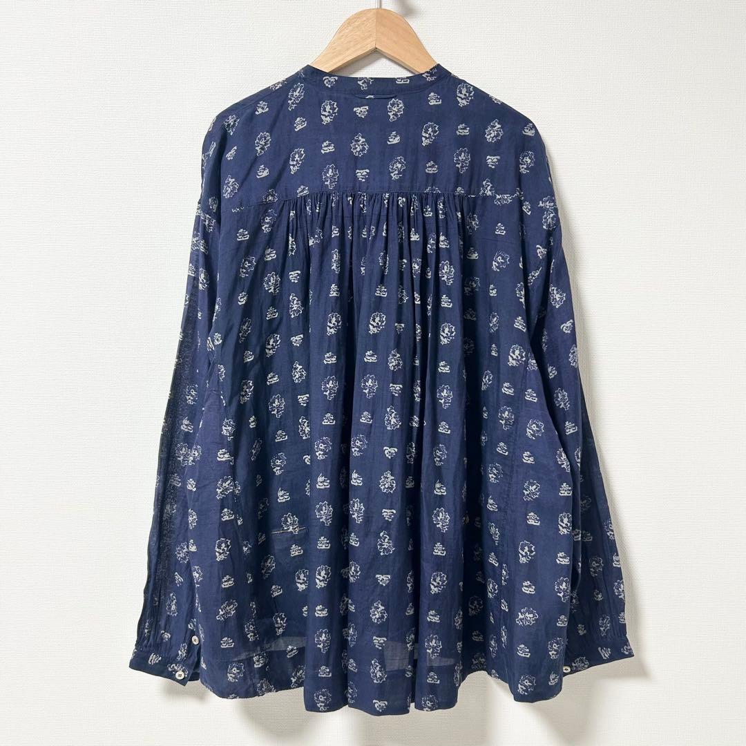 45R フェザーカディシルクの小紋ブラウス