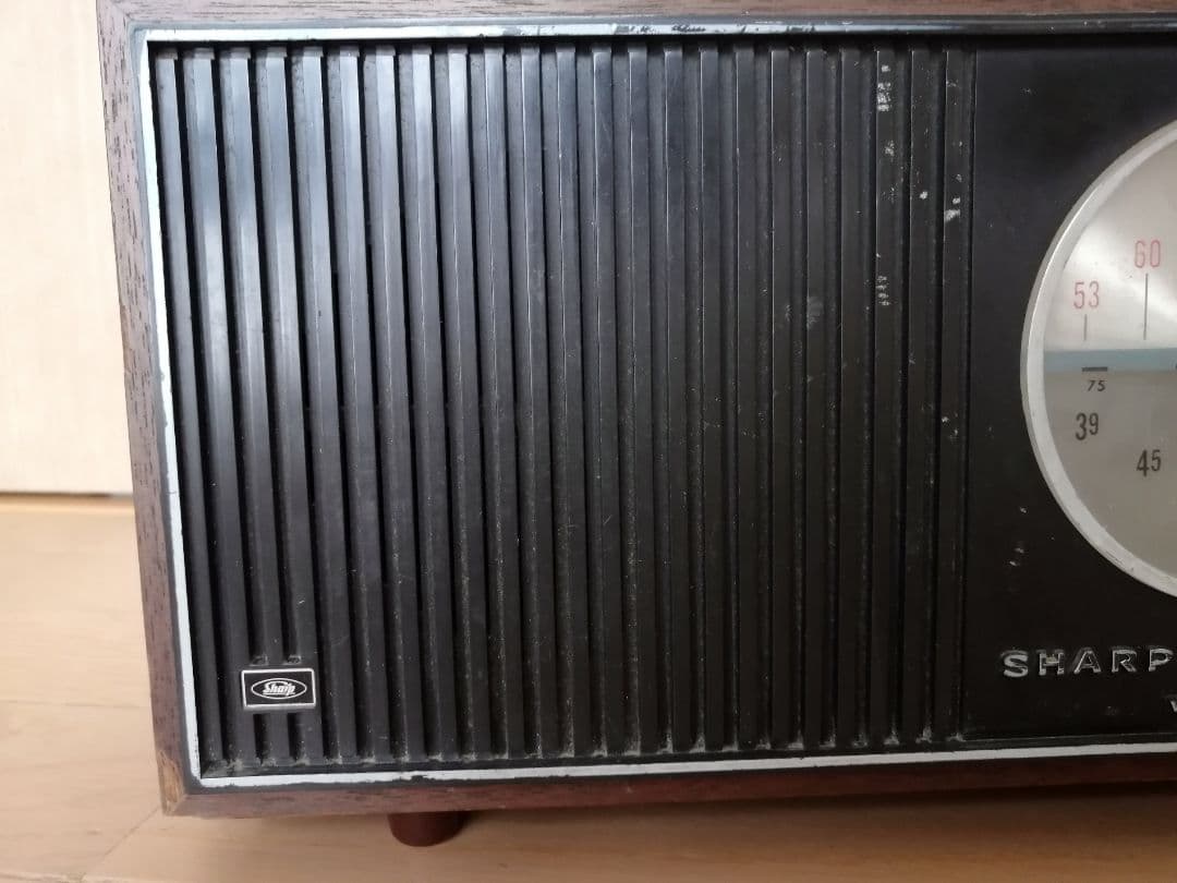 SHARP 木製アンティーク　ラジオ