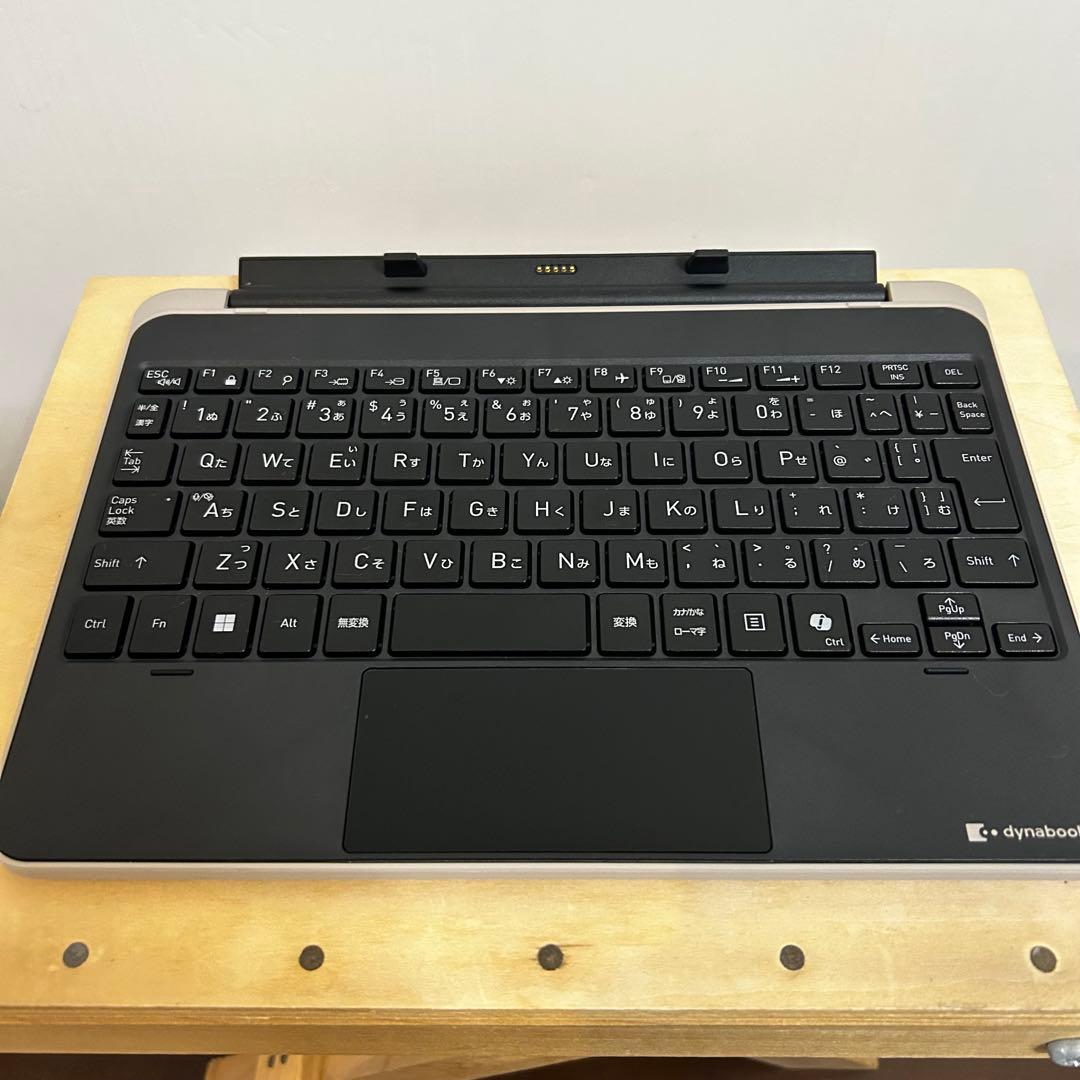 東芝 dynabook K70/HY