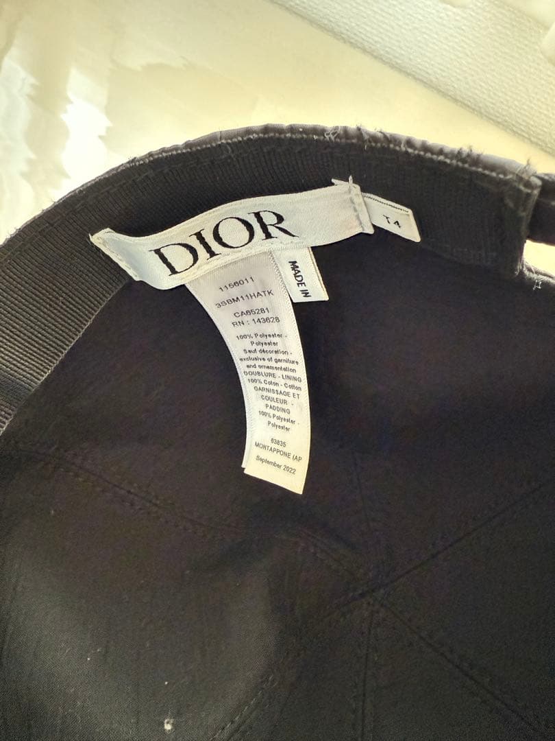 Baby Dior黒 キルティングキャップ 後部調整可能